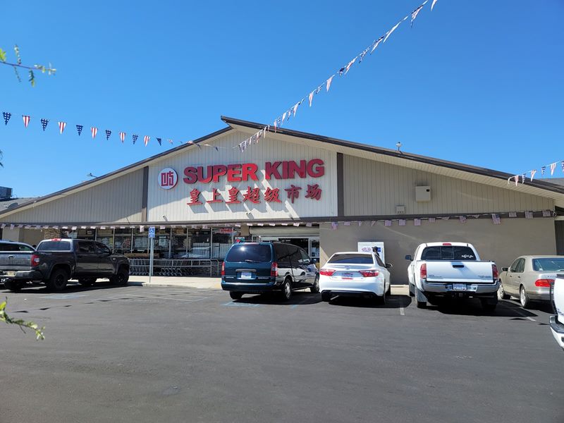 Super King Food Center exterior